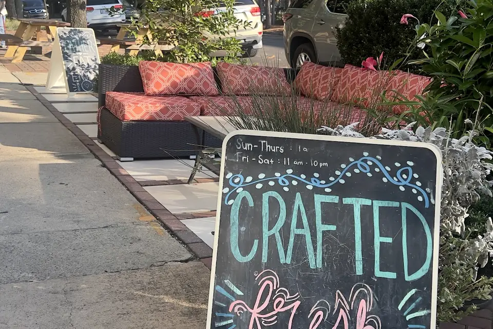 Chapman's Food and Spirits
